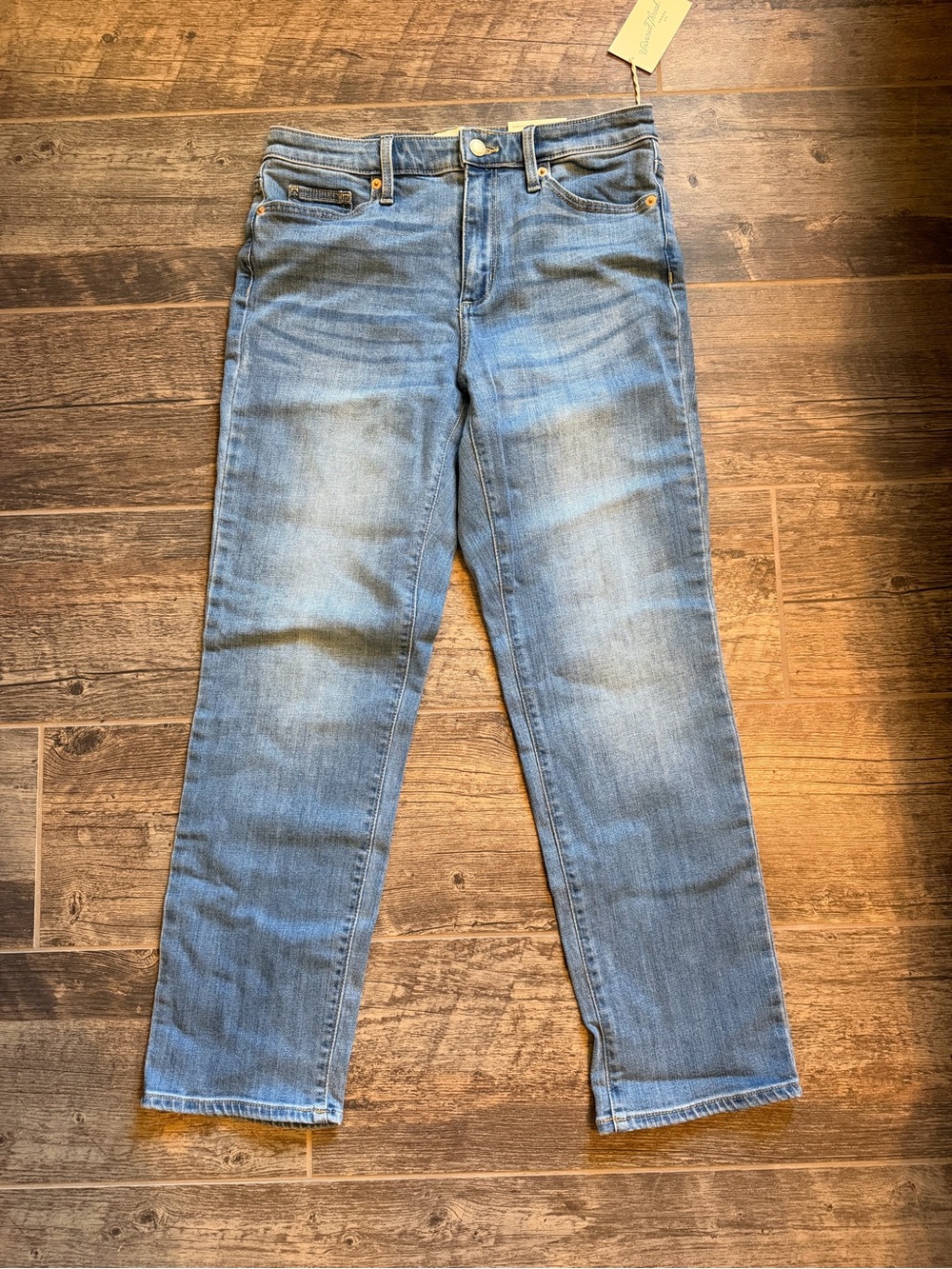 Universal Thread Faded Blue Straight Leg Jeans